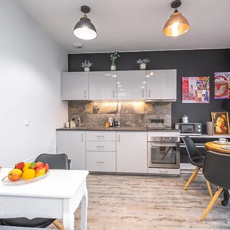 View Апартаменты *